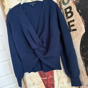 I.N.C. Pullover sweater, knotted front, size M